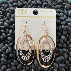 Gold/Sliver Oval Dangle Earrings